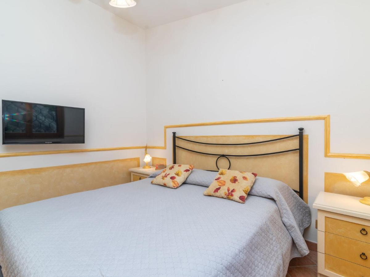 Fusco By Interhome